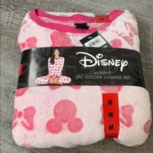 Women’s Disney 2 piece jogger lounge set~Med~NWT